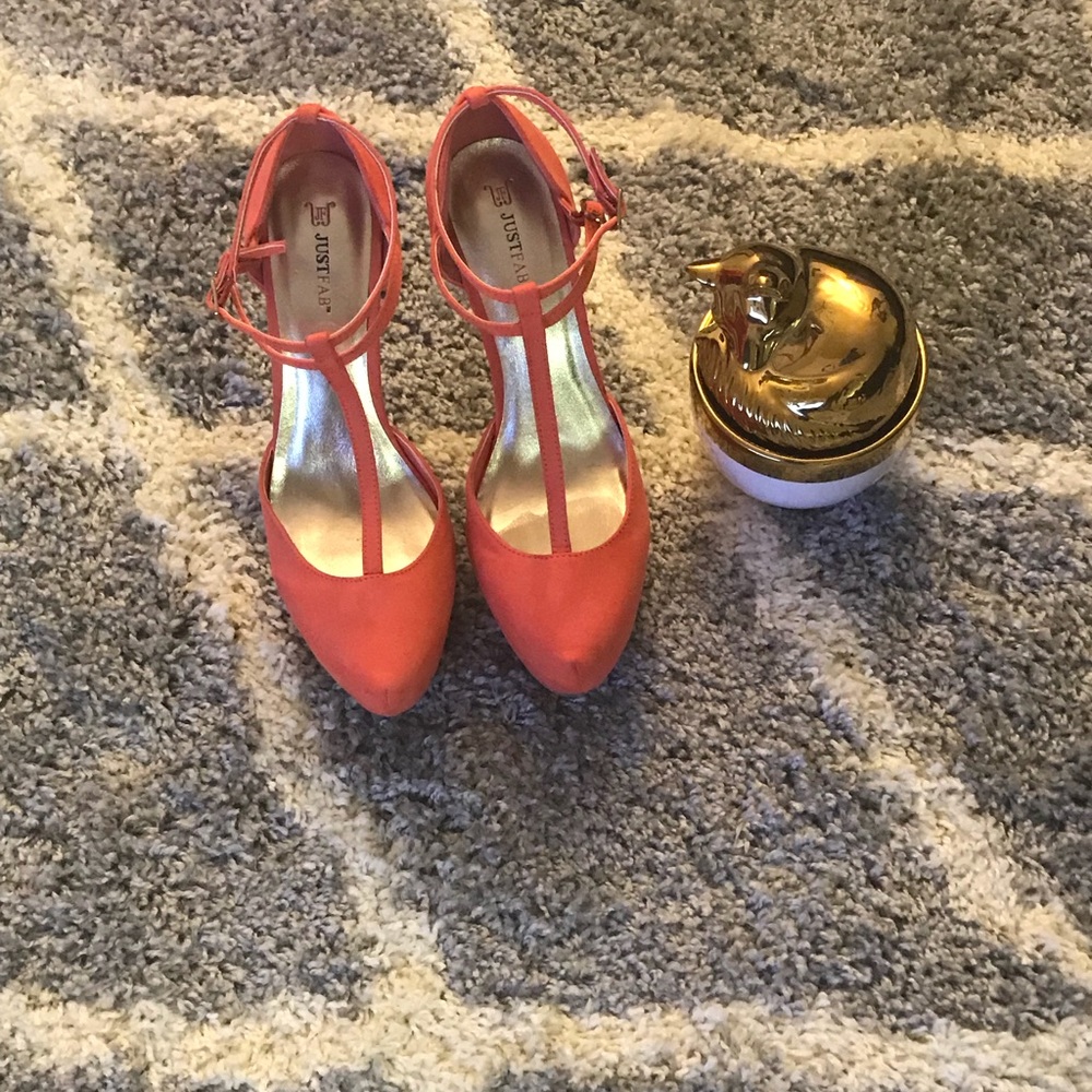 Brand new dark peach Just Fab heels